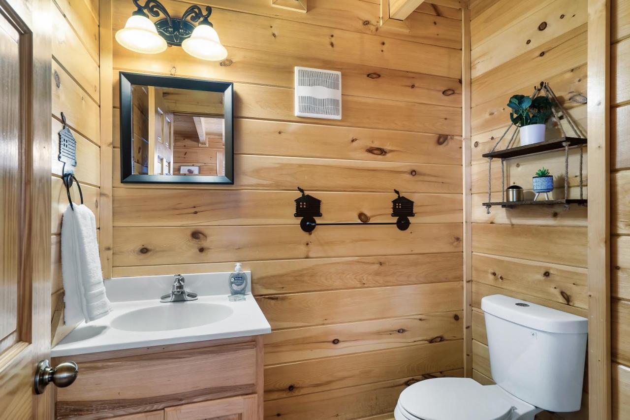 Summer Sale! Pool, Sauna, View, Hottub, Game Sevierville Exterior foto